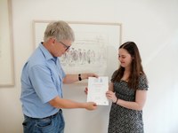 Julia Gamper recieves stipend 2